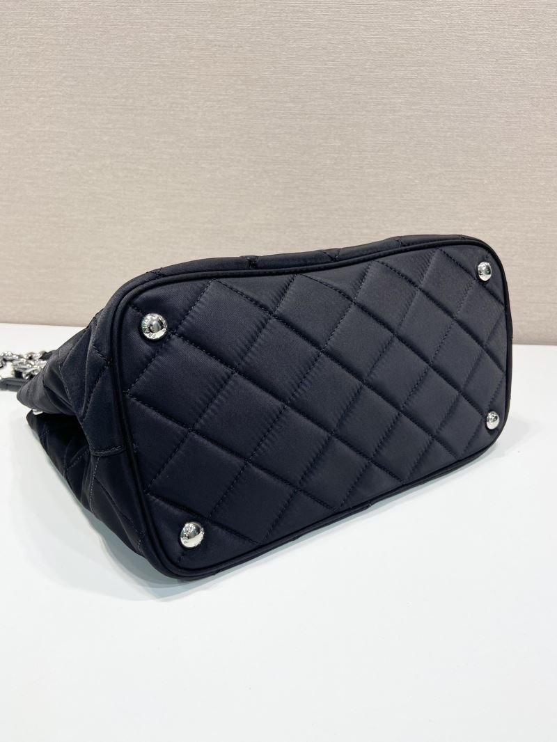 Pra*a top handle bags